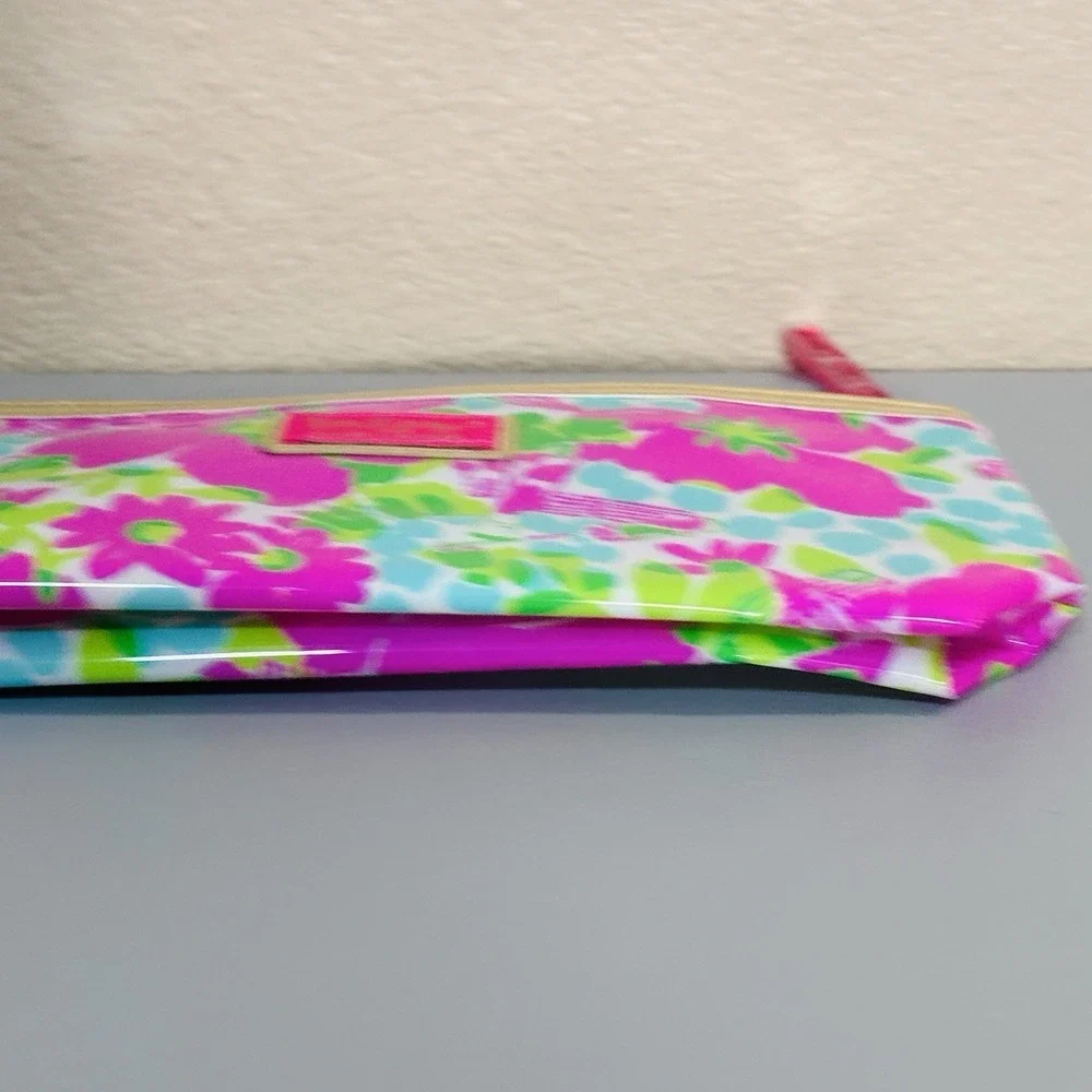 Lilly Pulitzer Green Pink Blue Vinyl Zip Top Cosmetic Case Bag Storage Pretty